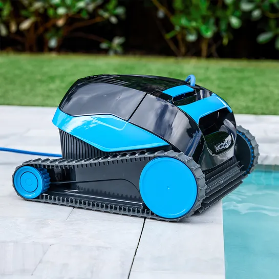 Dolphin Nautilus AG