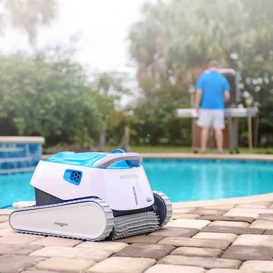 Dolphin Refurbished Proteus DX4